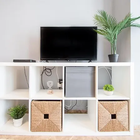 El Anteojo De Апартаменти Кадіс