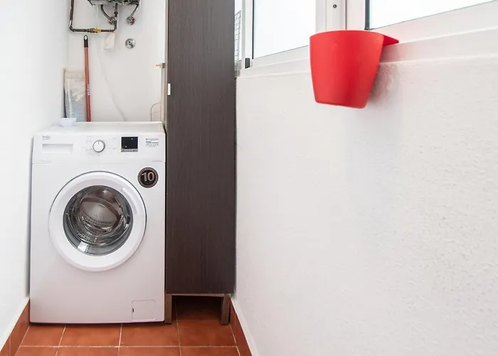 El Anteojo De Apartamento Cádis